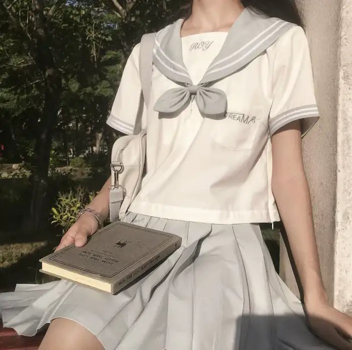 卧窗